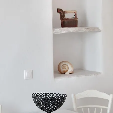 Hidden Gem Authentic Cycladic House In Paros